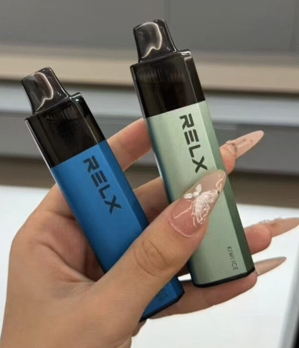 RELX 悅刻抛棄式8000口 ❤️‍有油就有電（免充電） 透明油艙 高顔值